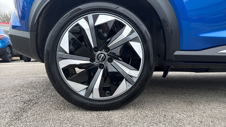 Nissan Juke 1.6 Hybrid Tekna+ 5dr Auto Hybrid Hatchback